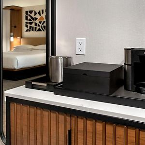 Queen Room City View